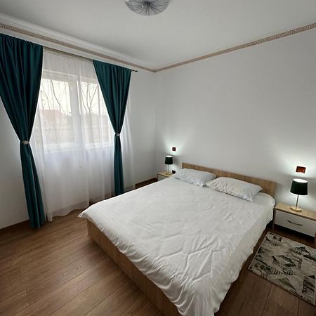 Apartament Pruneanu Câmpia Turzii Exterior foto