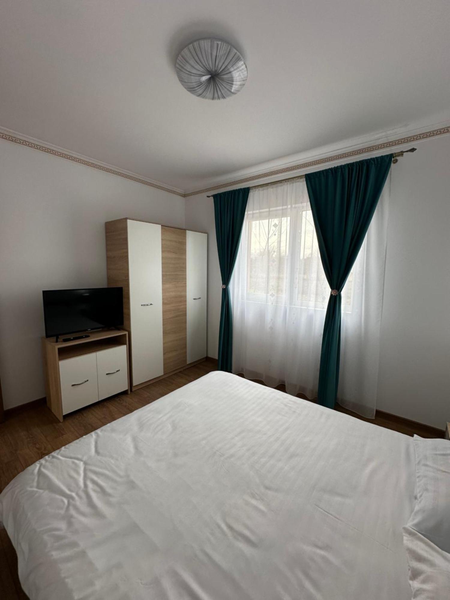 Apartament Pruneanu Câmpia Turzii Exterior foto